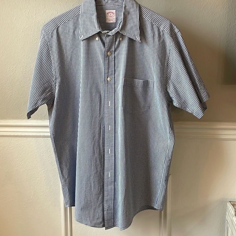 Brooks Brothers gingham print men’s dress short sleeve button down